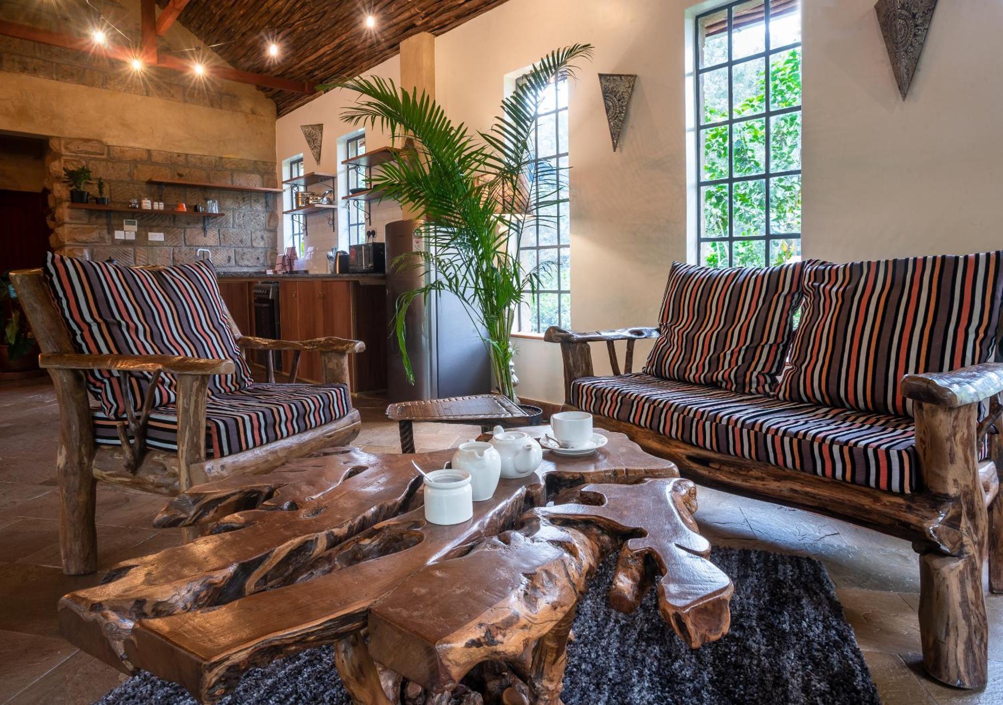 The Jungle Oasis With Heated Pool Apartment Nairobi Ngoại thất bức ảnh