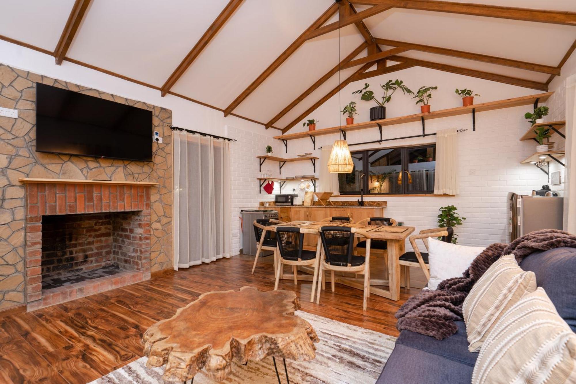 The Jungle Oasis With Heated Pool Apartment Nairobi Ngoại thất bức ảnh