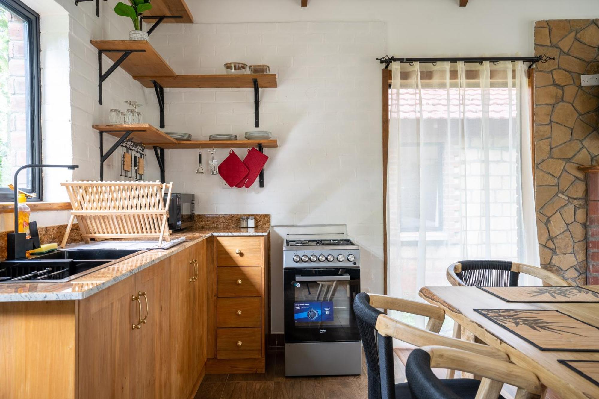 The Jungle Oasis With Heated Pool Apartment Nairobi Ngoại thất bức ảnh